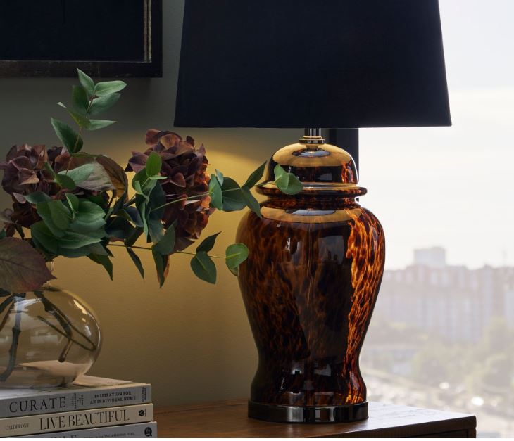 Amber Dapple Acanthus Lamp