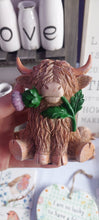 Load image into Gallery viewer, HIGHLAND COW WITH THISTLE
